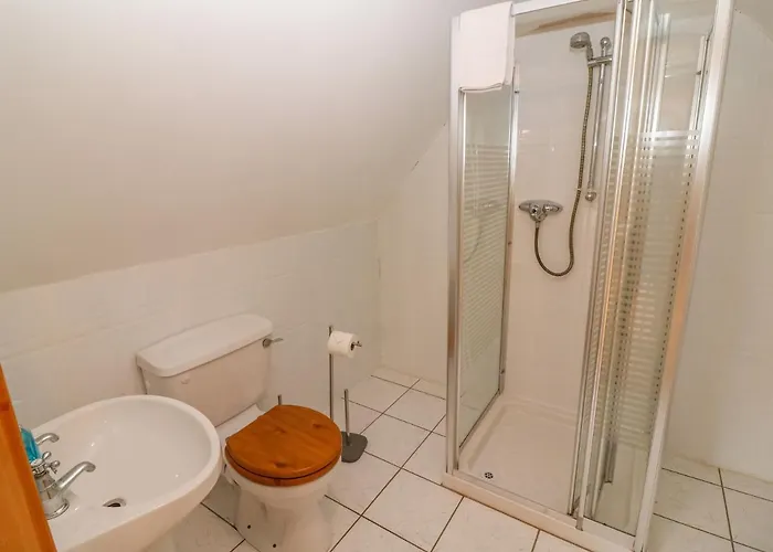 Bluebell House And Gardens Hébergement de vacances Rossbrin